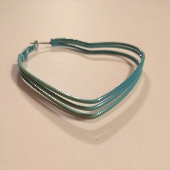 Monaco Exquisite Triple Heart Neon Light Blue Earrings - Picture 3 of 3